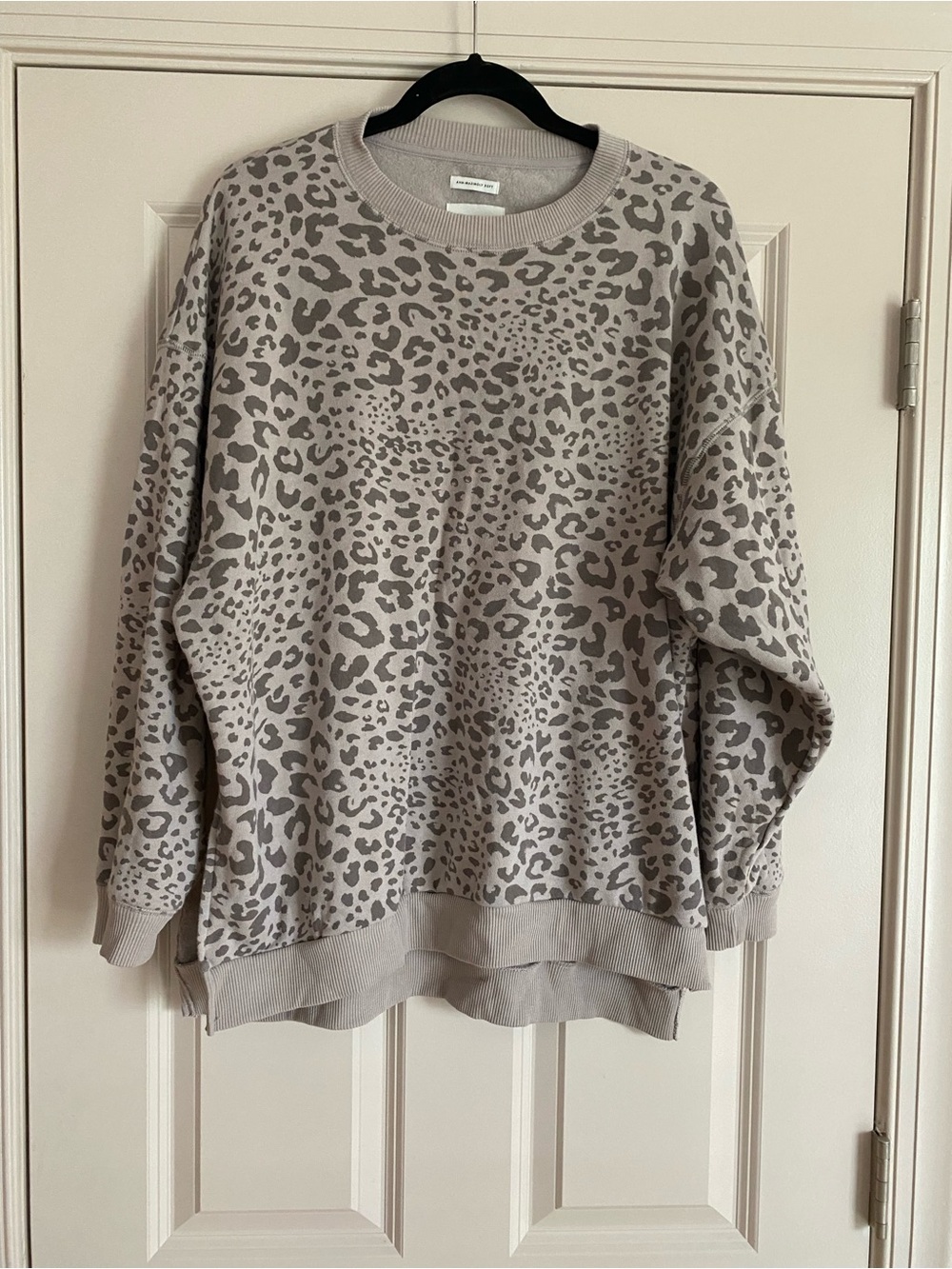AEO Leopard Print Scoopneck Jegging Fit Soft Sweater - Taupe & Gray